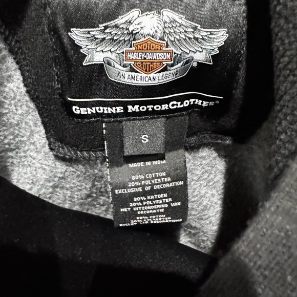 Harley-Davidson Men's Black and Gray Sweatshirt - Picture 7 of 13